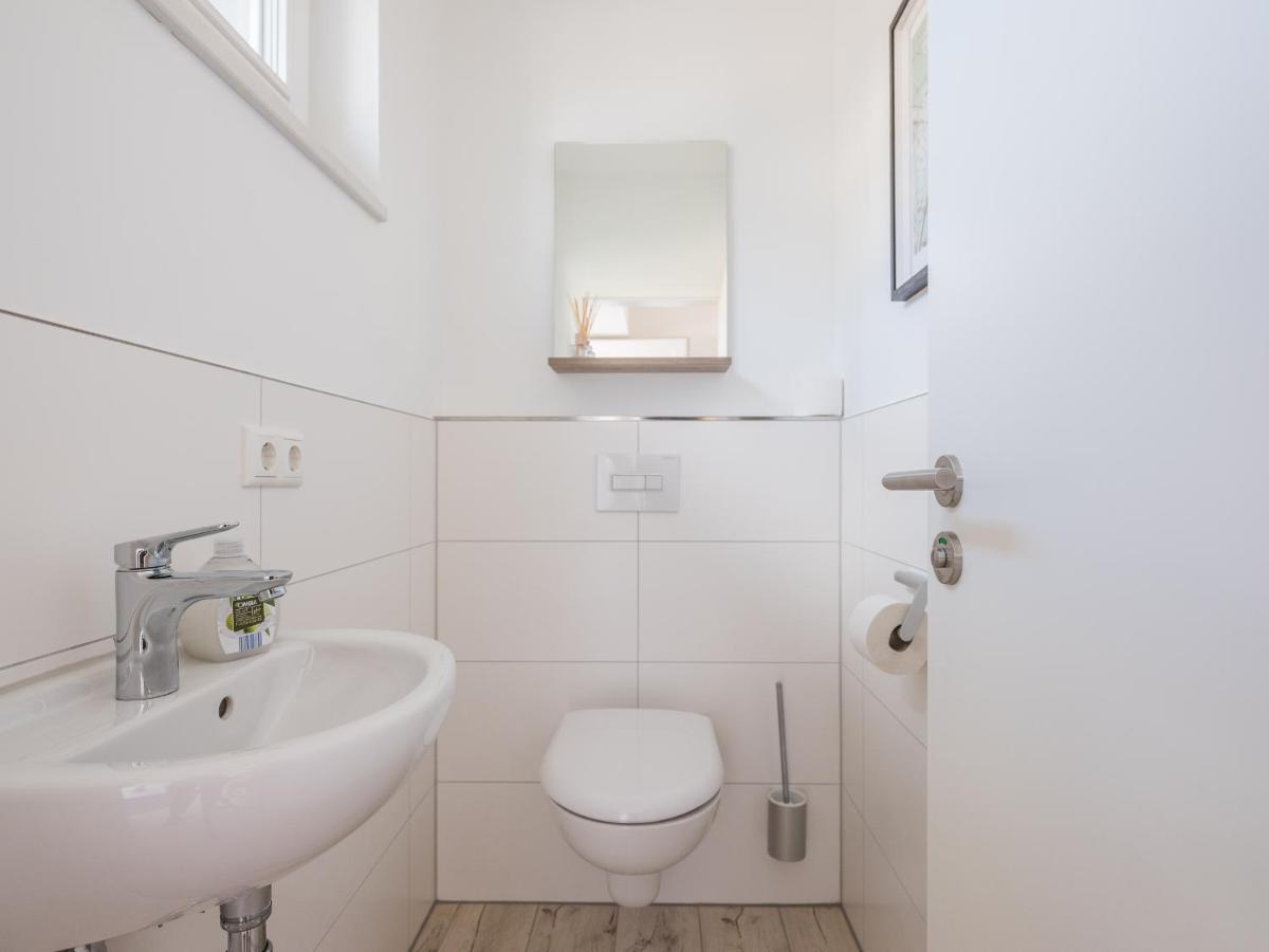 Feriendomizil Im Luftkurort - Ferienhaus-Sauna-See-Onsenbad Krakow am See Bagian luar foto